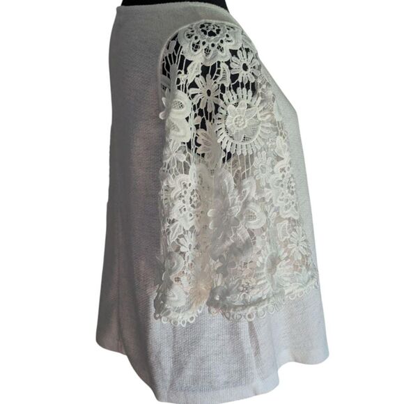 Anthropologie Eri + Ali Lace Bell Sleeve Top XS White Textured Crocheted - Picture 2 of 7